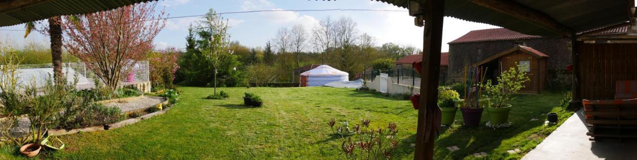 Yourtes Du Bocage Bazoges-en-Pareds Luaran gambar