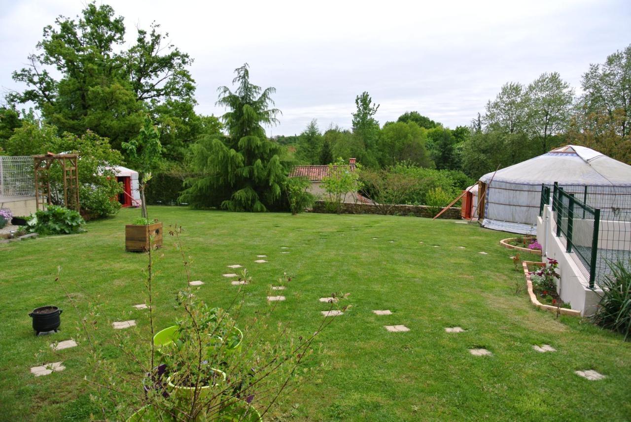 Yourtes Du Bocage Bazoges-en-Pareds Luaran gambar